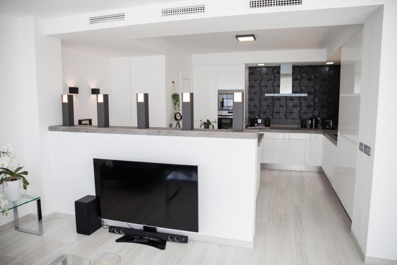 Spacious 200 Sq.M. Penthouse With Sea View Terraces Torremolinos Extérieur photo